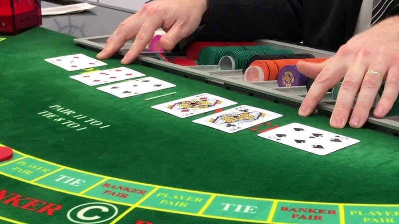 BID Baccarat live dealer table